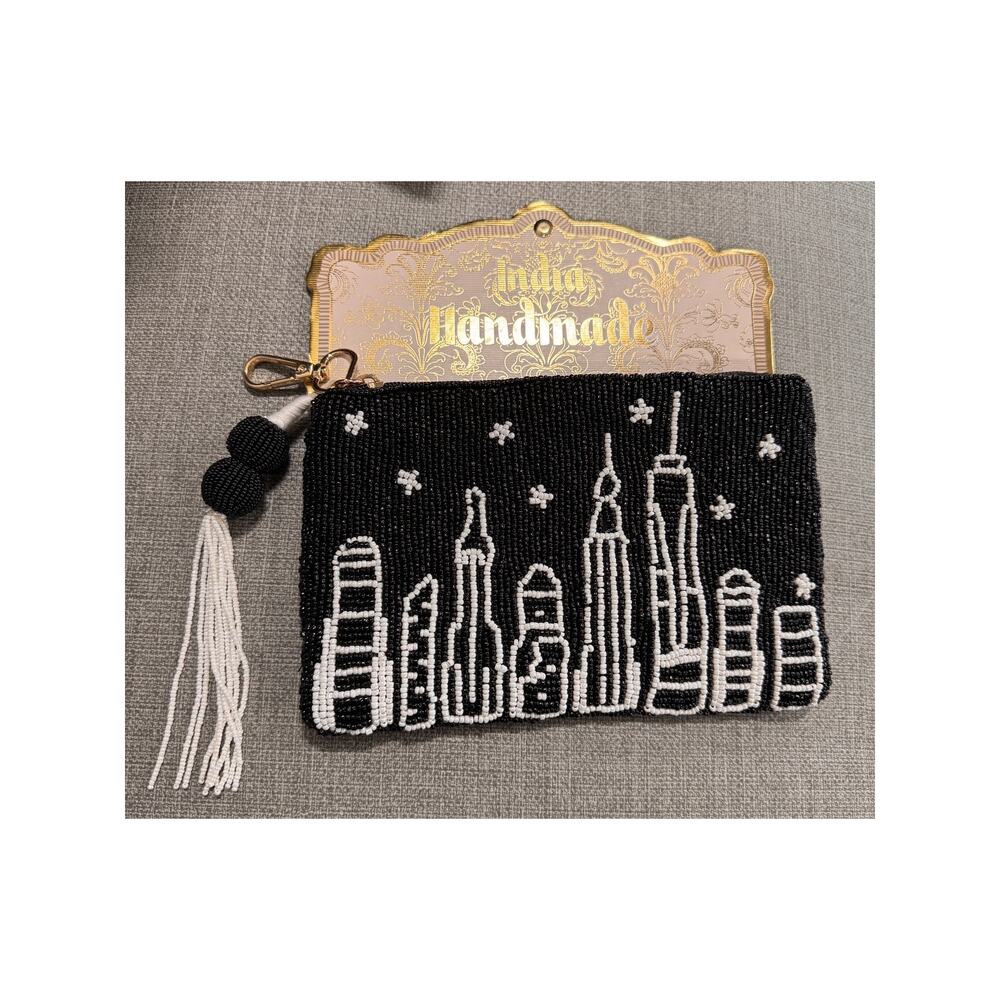 Handmade Beaded NYC skyline and taxi clutch with tassel NEW!